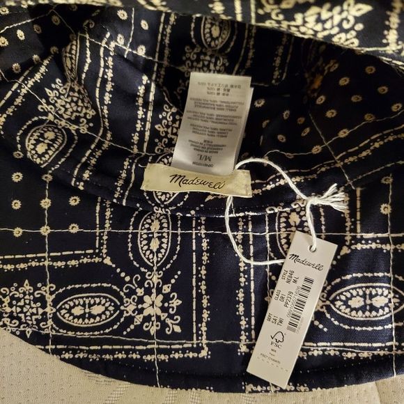 Reversible Quilted Bucket Hat - Picture 5 of 6